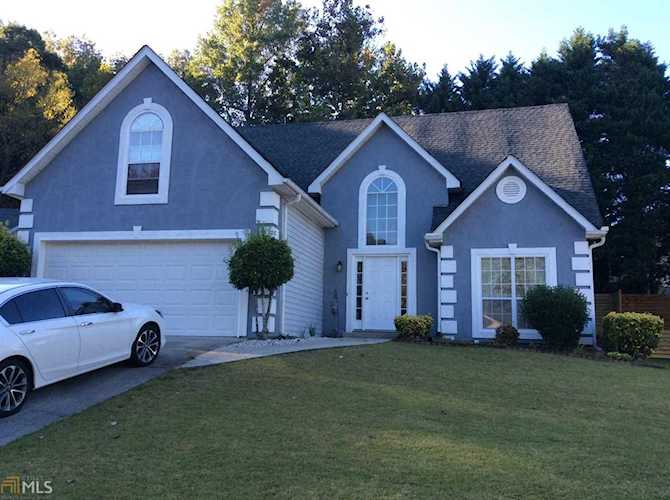 1135 Golden Valley Ct Lawrenceville, GA 30043