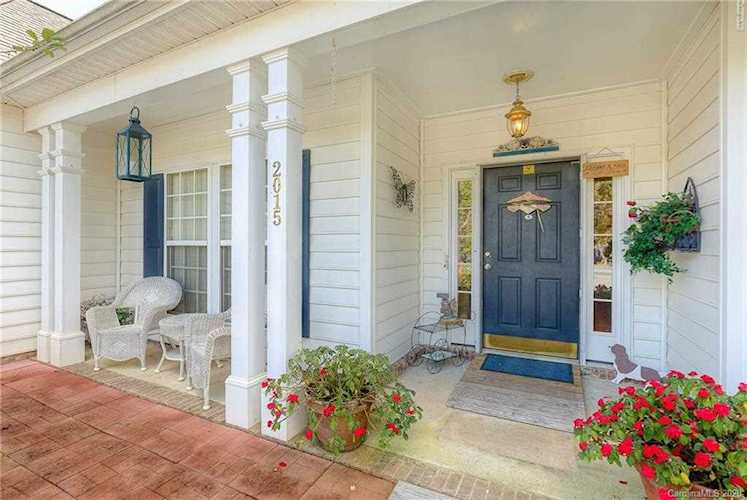 2015 Fairburn Ct Fort Mill, SC 29708 | MLS 3673891 Photo 1