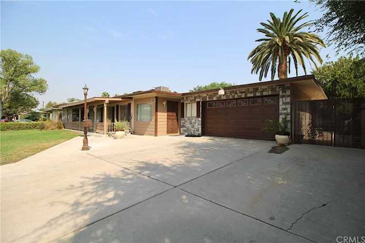 893 Edgehill Drive Colton, CA 92324