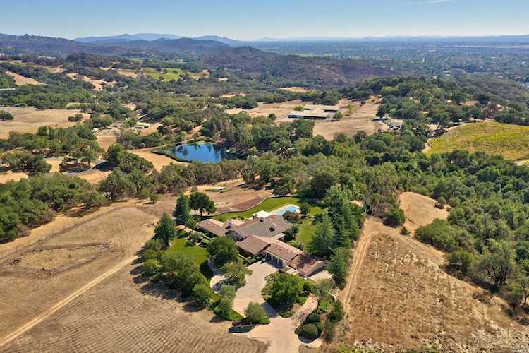 11651 Brooks Road Windsor, CA 95492