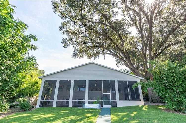 708 N Lake Formosa Dr Orlando, FL 32803