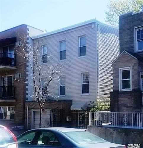 25-57 31st Street Long Island City, NY 11102