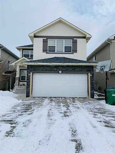 260 Saddlecrest Way NE Calgary, AB T3J 5N3