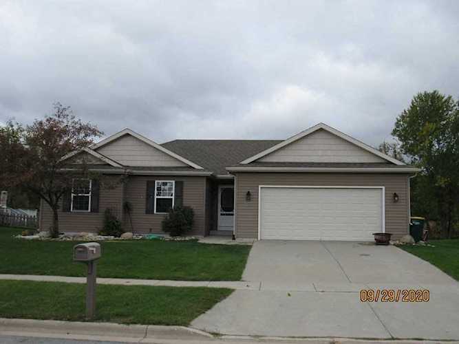1358 Savannah Woods Dr Edgerton, WI 53534