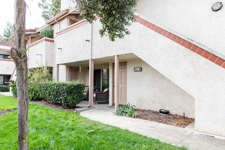 960 Lupine Hills Dr #58 Vista, CA 92081