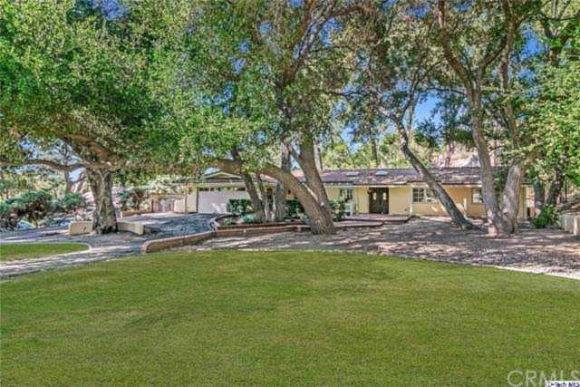 15737 Warm Springs Drive Canyon Country, CA 91387