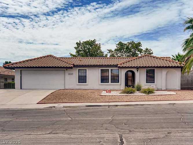 2237 Heavenly View Dr Henderson, NV 89014