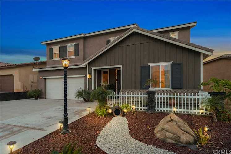 33667 E Harvest Way Wildomar, CA 92595
