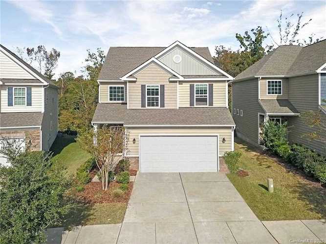 1274 Hideaway Gulch Dr Fort Mill, SC 29715