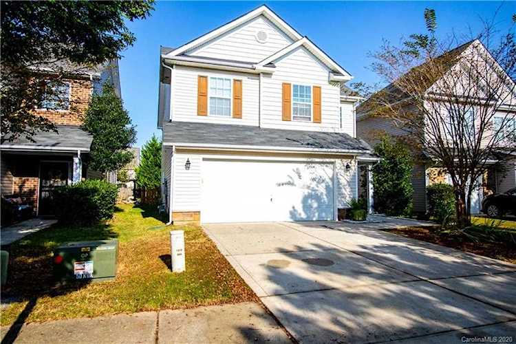 1065 Mountain Laurel Ct Matthews, NC 28104 | MLS 3675364 Photo 1
