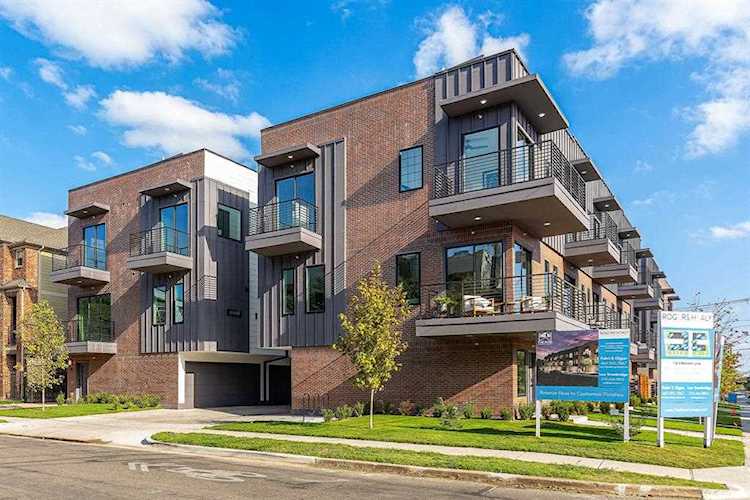 2450 N Garrett Avenue #16 Dallas, TX 75206