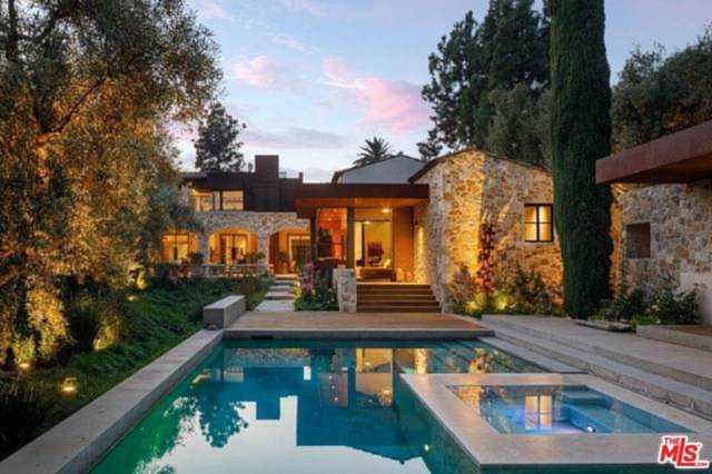 976 N Alpine Drive Beverly Hills, CA 90210