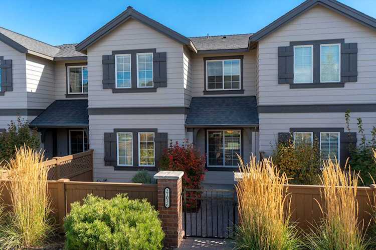 21036 NE High Desert Ln Bend, OR 97701