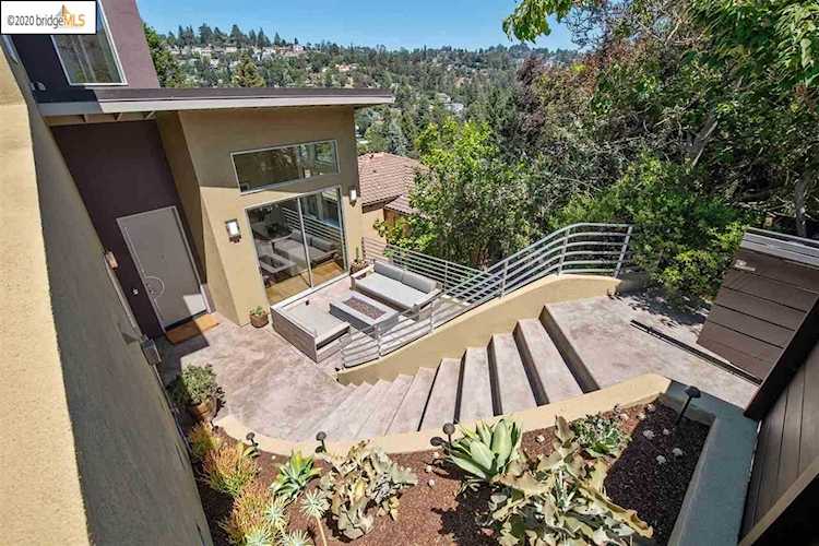 5234 Cochrane Ave Oakland, CA 94618