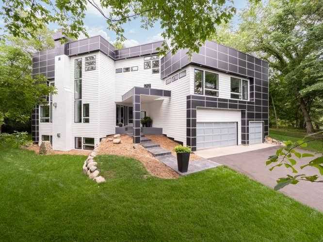 14723 Oakways Court Minnetonka, MN 55391
