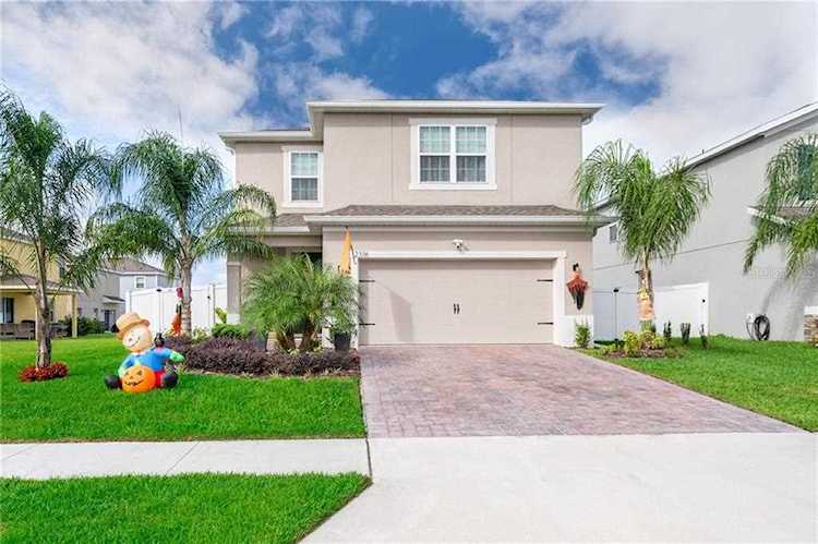 2316 Kelmscott Ct Sanford, FL 32773