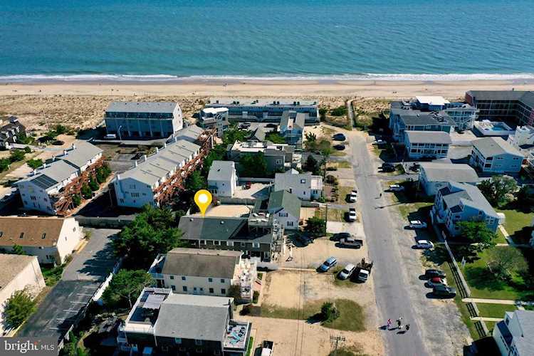 19 Mckinley Ave #B Dewey Beach, DE 19971