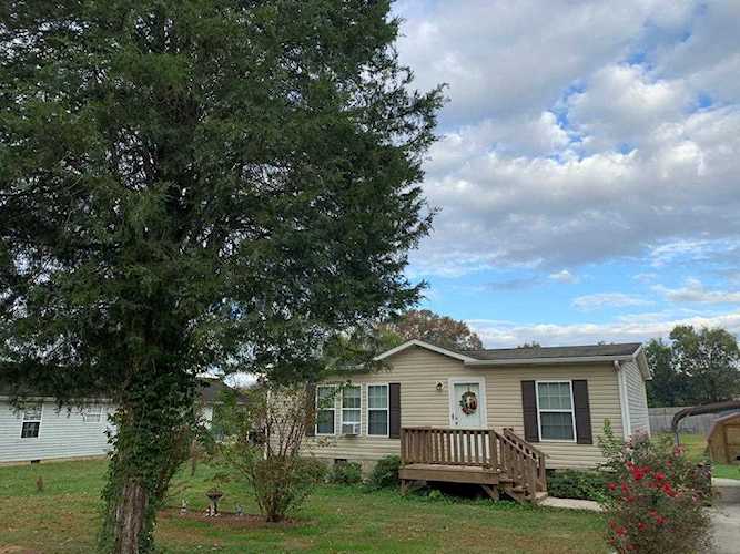 245 2nd Street Englewood, TN 37326