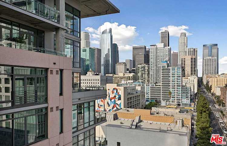 1111 S Grand Avenue #1111 Los Angeles, CA 90015