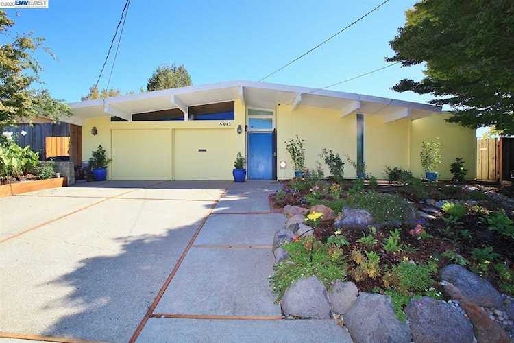 5893 Highwood Rd Castro Valley, CA 94552