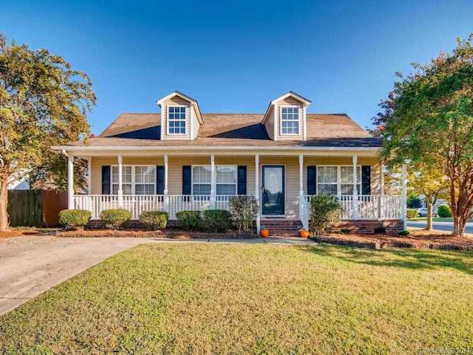 614 Trenholm Trl Fort Mill, SC 29715