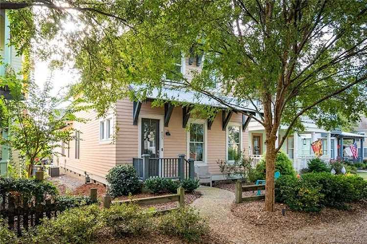 413 Hollyhock Ln Fort Mill, SC 29708 | MLS 3676110 Photo 1