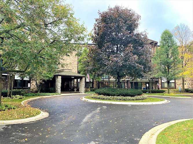 1400 N Yarmouth Place #115 Mount Prospect, IL 60056