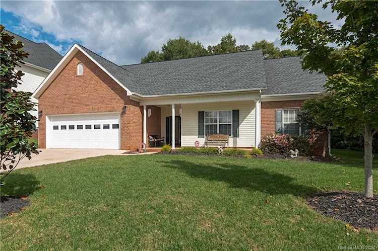 14829 Middlesborough Dr Matthews, NC 28104