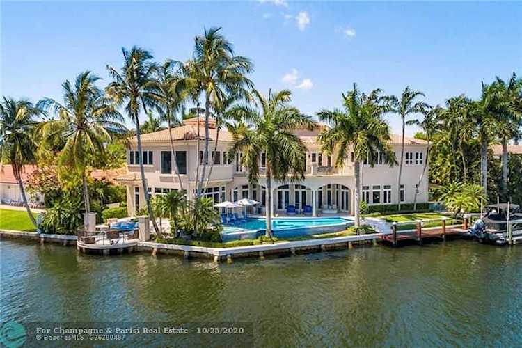 1113 NE 4th Dr Deerfield Beach, FL 33441