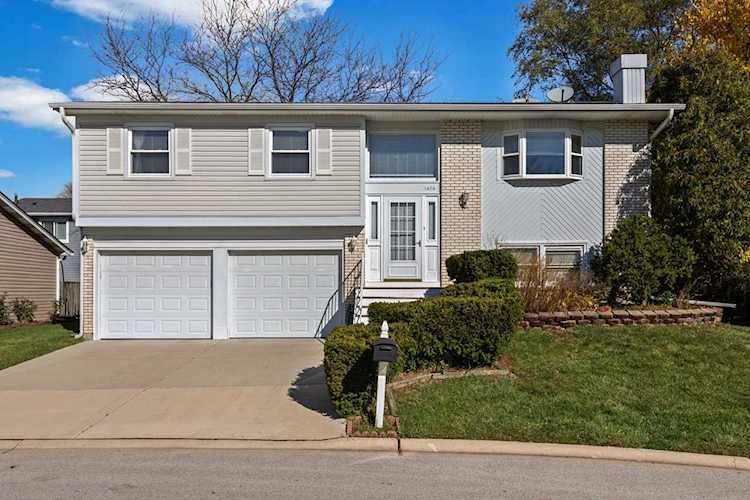 1470 Stone Harbor Ct Hoffman Estates, IL 60192