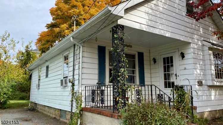 28 Pellington St Wanaque Boro, NJ 07465