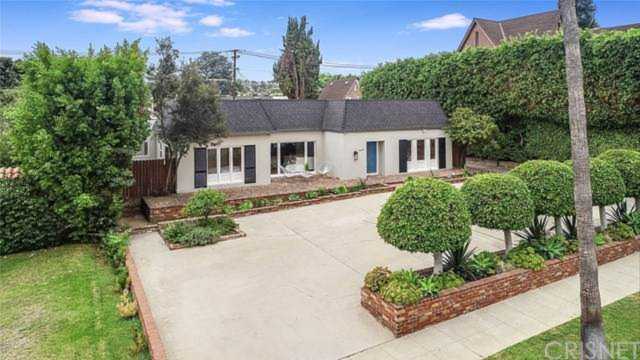 621 N Bedford Drive Beverly Hills, CA 90210