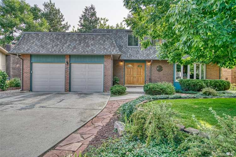 8 Colgate Ct Longmont, CO 80503