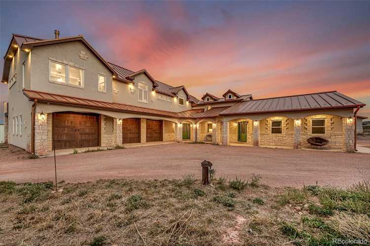 21050 Indian Head Rd Golden, CO 80403