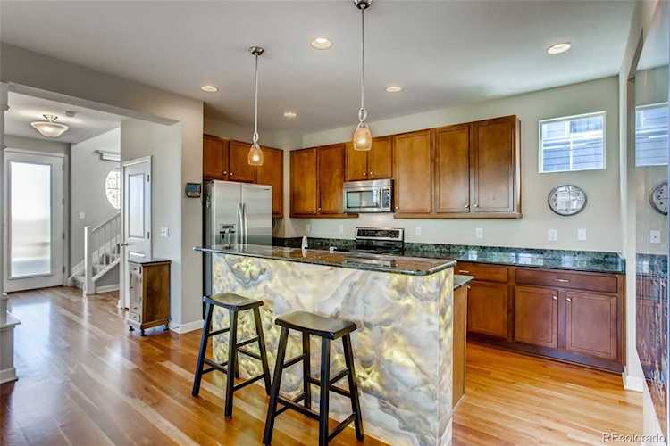 9054 E 37th Ave Denver, CO 80238
