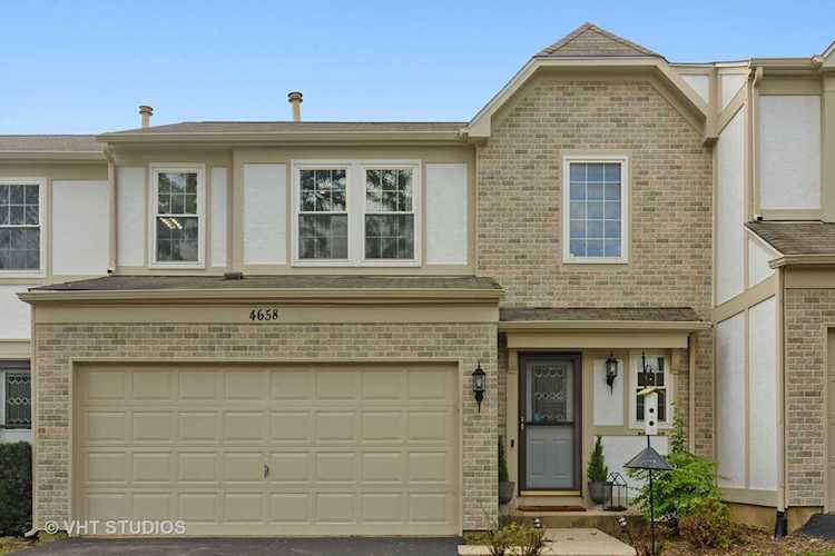 4658 Burnham Dr Hoffman Estates, IL 60192