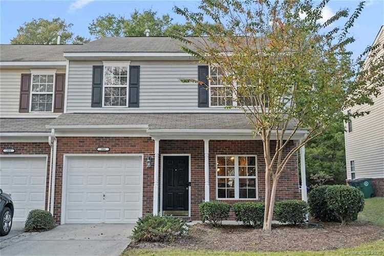 306 Azteca Dr Matthews, NC 28104