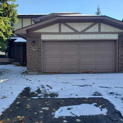 340 Midvalley Dr SE Calgary, AB T2X 1M6