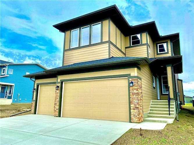 20 Ranchers Meadow Okotoks, AB T1S 0P5