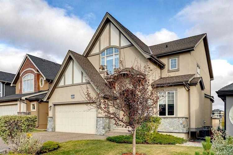 52 Aspen Summit Dr SW Calgary, AB T3H 0E8
