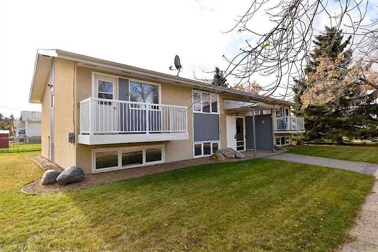 6011 44 Ave Camrose, AB T4V 0B1