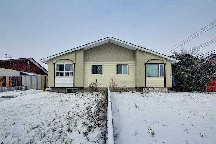 929 Marcombe Dr NE Calgary, AB T2A 3H2
