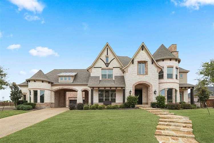 2031 Courtland Drive Frisco, TX 75034