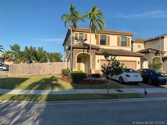 22739 SW 92nd Pl Cutler Bay, FL 33190