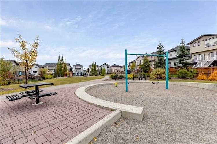 66 Kincora Glen Rise NW Calgary, AB T3R 0B6