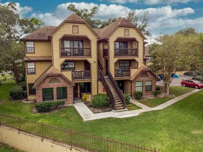 380 Lake Ontario Ct #103 Altamonte Springs, FL 32701