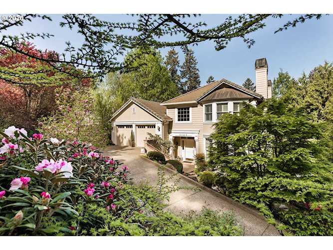 3125 Alber Spring Ct Lake Oswego, OR 97034