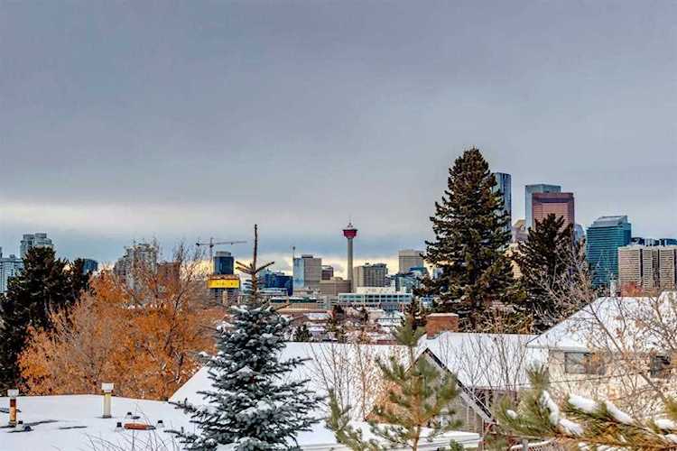 1024 Drury Ave NE Calgary, AB T2E 0M2