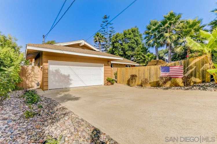 305 Hoover St Oceanside, CA 92054