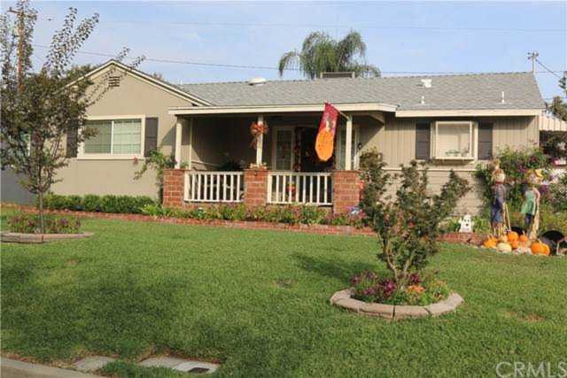 208 Poinsettia Avenue Monrovia, CA 91016